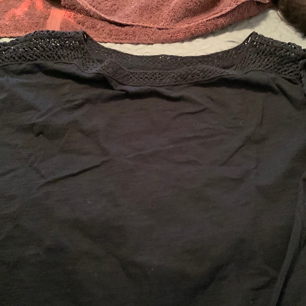 Ann Taylor loft size large black T-shirt with detail around neckline